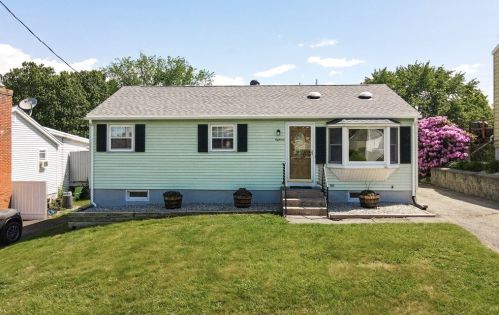 18 Fanwood Ave, Chicopee, MA 01020-2108