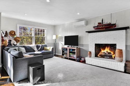 513 Clb Dr, Point Pleasant Beach NJ 08742-5017 exterior