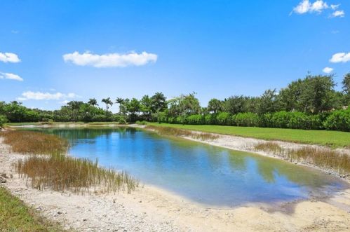 3720 Montreux Ln, Naples FL 34114-6477 exterior