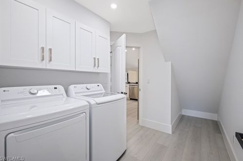 2171 21 St, Naples FL 34120-1804 exterior