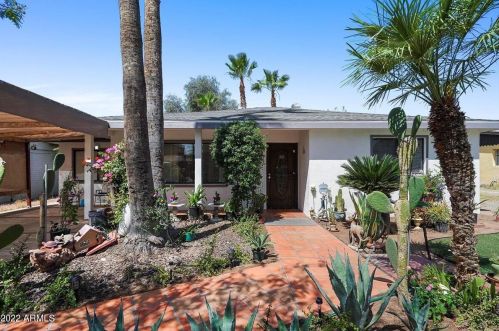 6628 19 St, Phoenix AZ 85022-5011 exterior