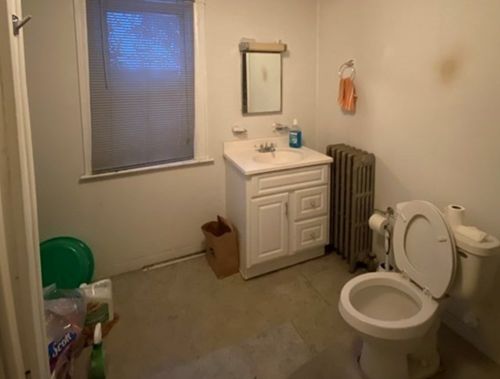 7 Frank St, Worcester MA 01604-1015 exterior