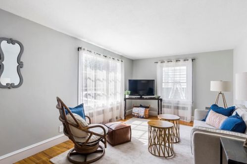 569 Woonasquatucket Ave, Providence RI  02911-1639 exterior