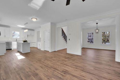 2199 Collins Dr, Atlanta GA  30318-1217 exterior