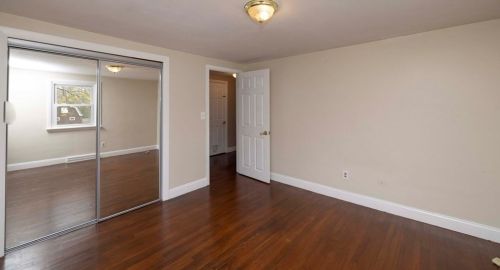 194 Hart St, Taunton MA 02780-6945 exterior