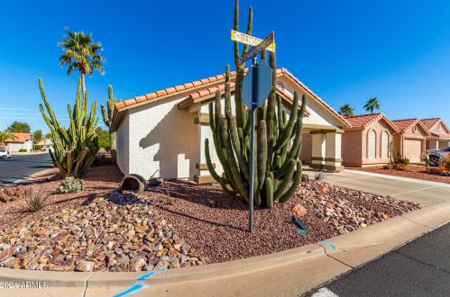 1666 Lindrick Dr, Chandler, AZ 85249-8755