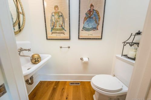 168 Rowayton Ave, Norwalk CT 06853-1237 exterior