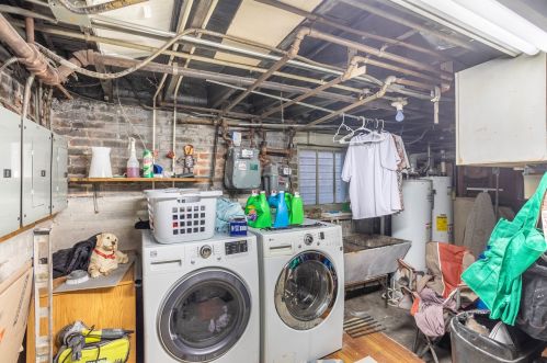 2508 46 Pl, Chicago IL 60609-4402 exterior