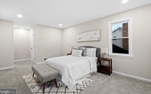 2121 Edgeware St, Silver Spring MD  20905-4216 exterior