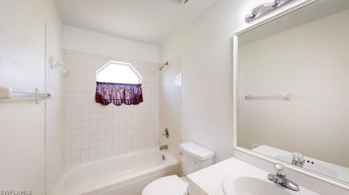 1119 Grv Dr, Naples FL 34120-1423 exterior