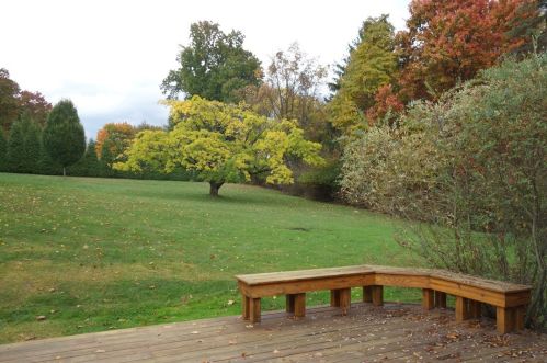 2244 Reis Run Rd, Pittsburgh PA 15237-1470 exterior