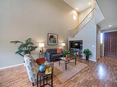 2214 Carolina Dr, Phoenix AZ  85023-2263 exterior