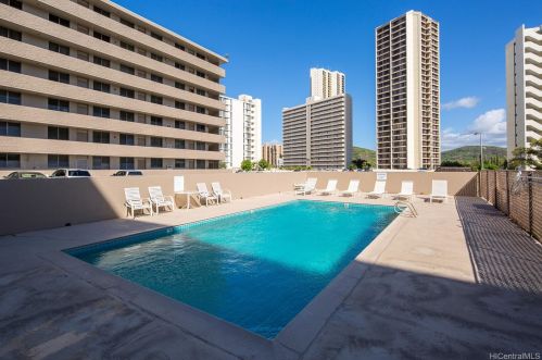 3121 Ala Ilima St, Honolulu HI  96818-3046 exterior