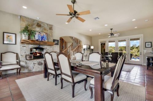 610 Crystal Crk Dr, Austin TX 78746-4728 exterior