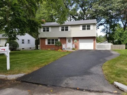 72 Sunrise Ter, Springfield MA  01119-2517 exterior