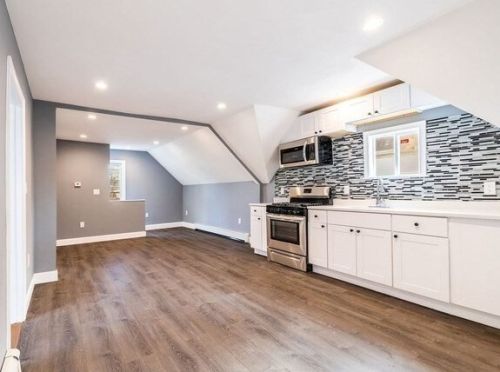 14 Stanley Ave, Taunton, MA 02780-3060