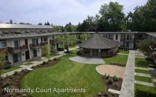 14225 42nd Ave, Seattle WA  98168-4169 exterior