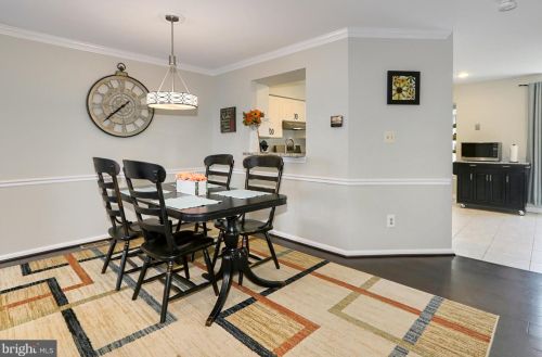 5324 Buxton Ct, Alexandria VA 22315-4761 exterior