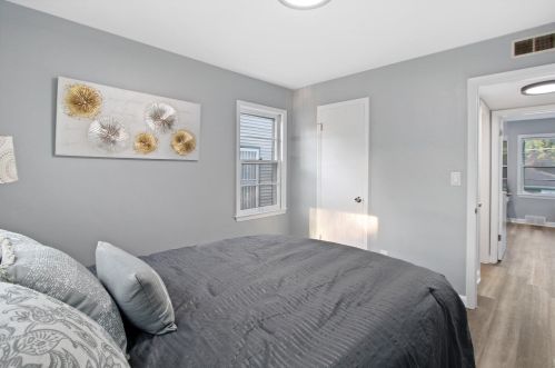 3628 61, Milwaukee WI 53216-2704 exterior