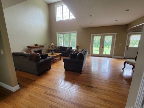 168 Abbott Rd, Ellington CT  06029-3604 exterior