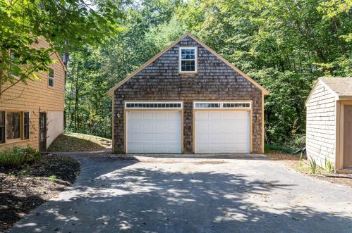 69 Lovering Ave, Concord NH 03307-1200 exterior