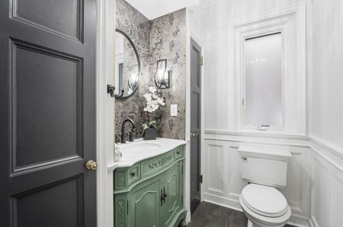 5532 Forbes Ave, Pittsburgh PA  15217-1126 exterior