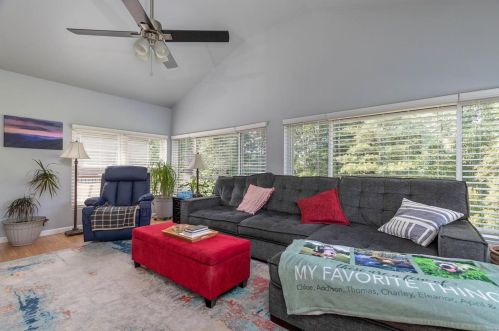 4708 Medalton Way, Saint Louis MO 63128-3531 exterior