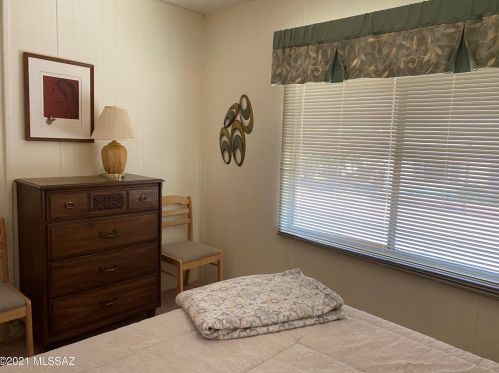 5712 Diamond K St, Tucson AZ 85713-4467 exterior