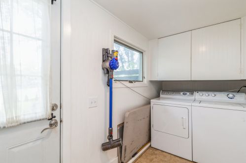 181 Ash Ave, Bull Valley IL 60098-2589 exterior