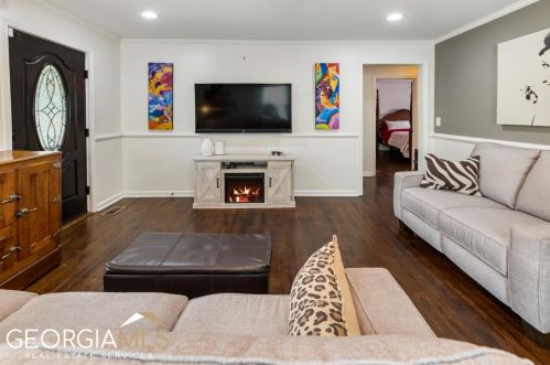 1317 Mercer Ave, Atlanta GA  30344-5010 exterior