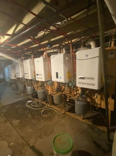 93 Florence St, Springfield MA 01105-1656 exterior