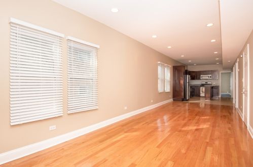 1936 13 Ave, Broadview IL 60155-3176 exterior