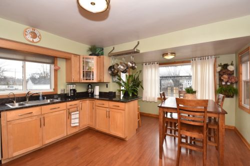 2827 87 St, Milwaukee WI 53222-4730 exterior