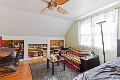 4577 Elston Ave, Chicago IL 60618-1813 exterior