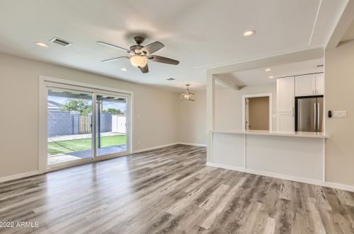 7132 21st Ave, Phoenix AZ  85021-7802 exterior