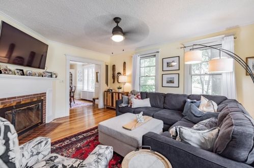 80 Roseland Ter, Springfield MA  01106-1128 exterior