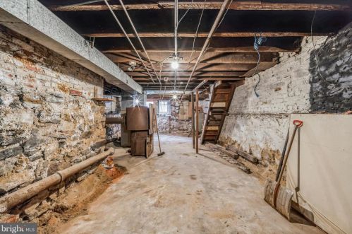 2316 17 St, Philadelphia PA 19132-4405 exterior