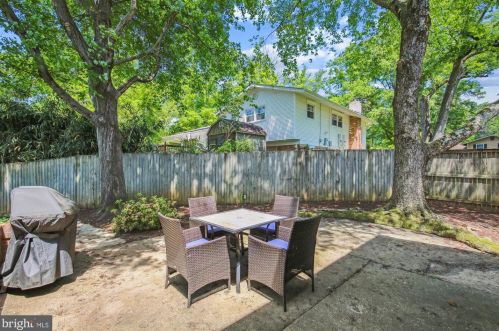 11706 Enid Dr, Rockville MD 20854-3454 exterior