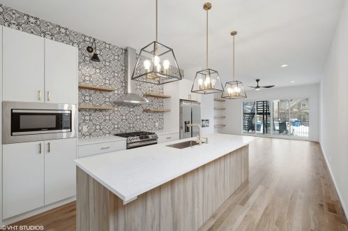 2116 18th Pl, Chicago IL  60608-2604 exterior