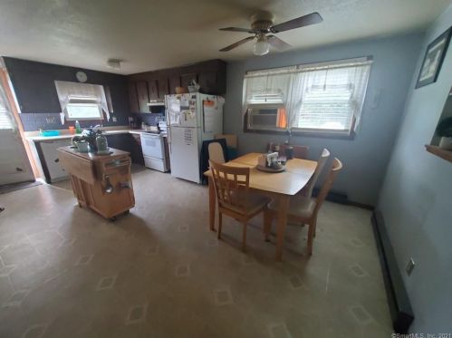 9 Joel Dr, Ellington CT 06029-2612 exterior