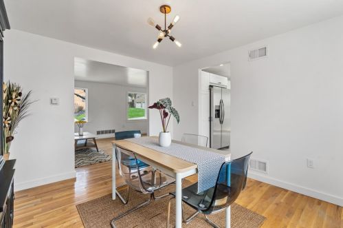 3828 Henley Dr, Pittsburgh PA  15235-5041 exterior