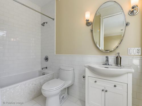 1809 Sedgwick St, Chicago IL 60614-5305 exterior