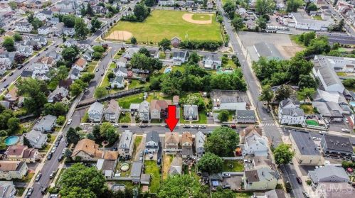 47 Barbour St, Paterson NJ 07508-1421 exterior