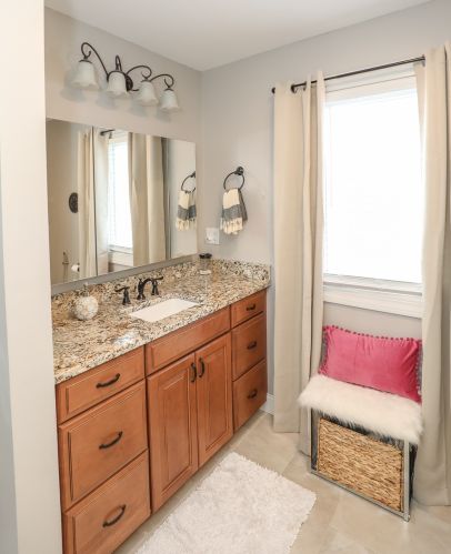 2 Fairview Dr, Concord NH 03301-6917 exterior