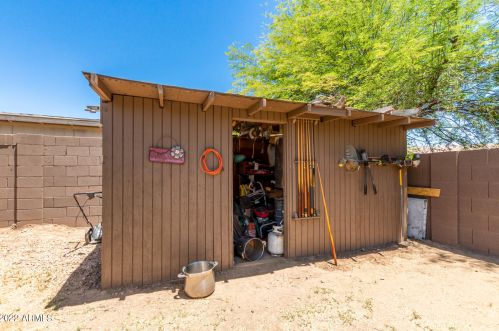 6821 Coronado Rd, Phoenix AZ 85008-3723 exterior