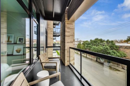 1701 Webster Ave, Chicago IL 60614 exterior