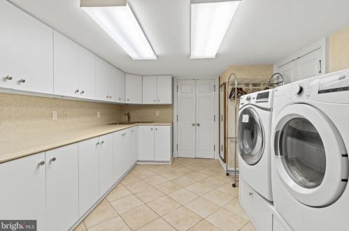 3005 45th St, Washington DC 20016-3528 exterior