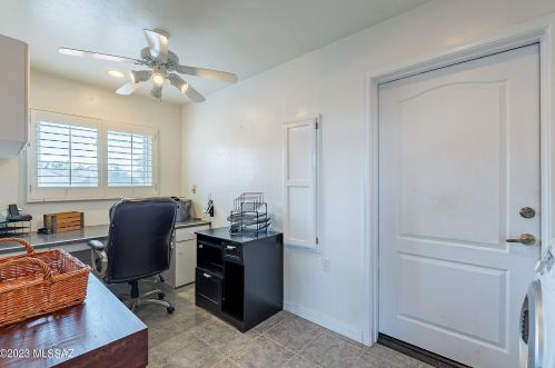 594 Mickelson Ln, Green Valley AZ 85614-5749 exterior