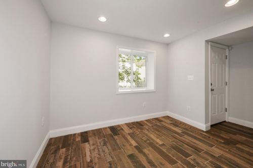 2254 Mt Vw Pl, Washington DC 20020-5219 exterior