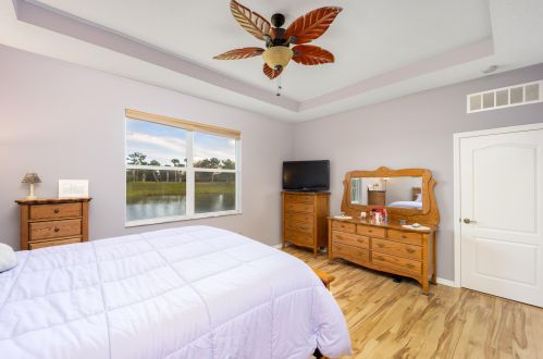 10102 Chadwick Dr, Fort Pierce FL  34987-2420 exterior